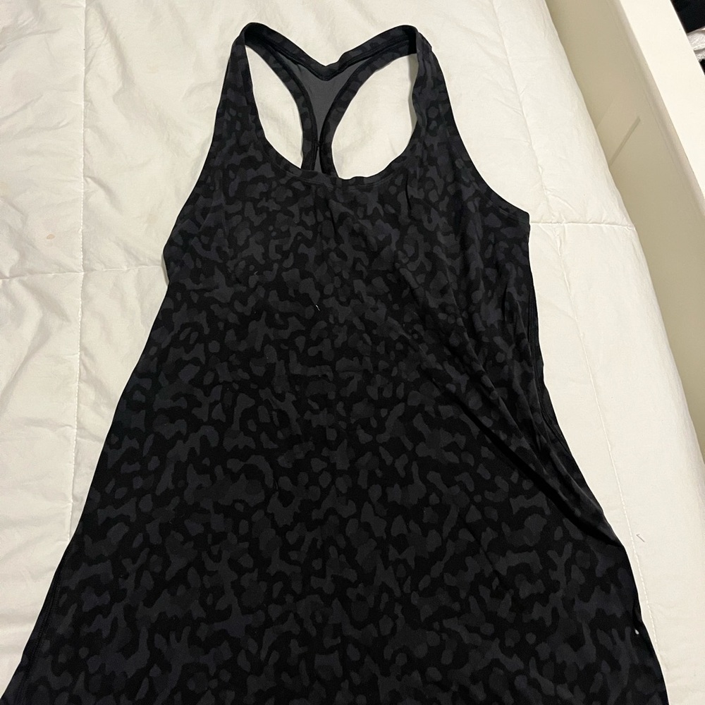 Lululemon tank cheetah print pattern